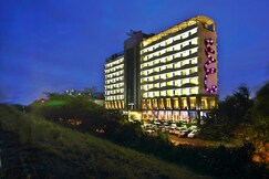 Fortune Select SG Highway, Ahmedabad - Member ITC Hotels' Group