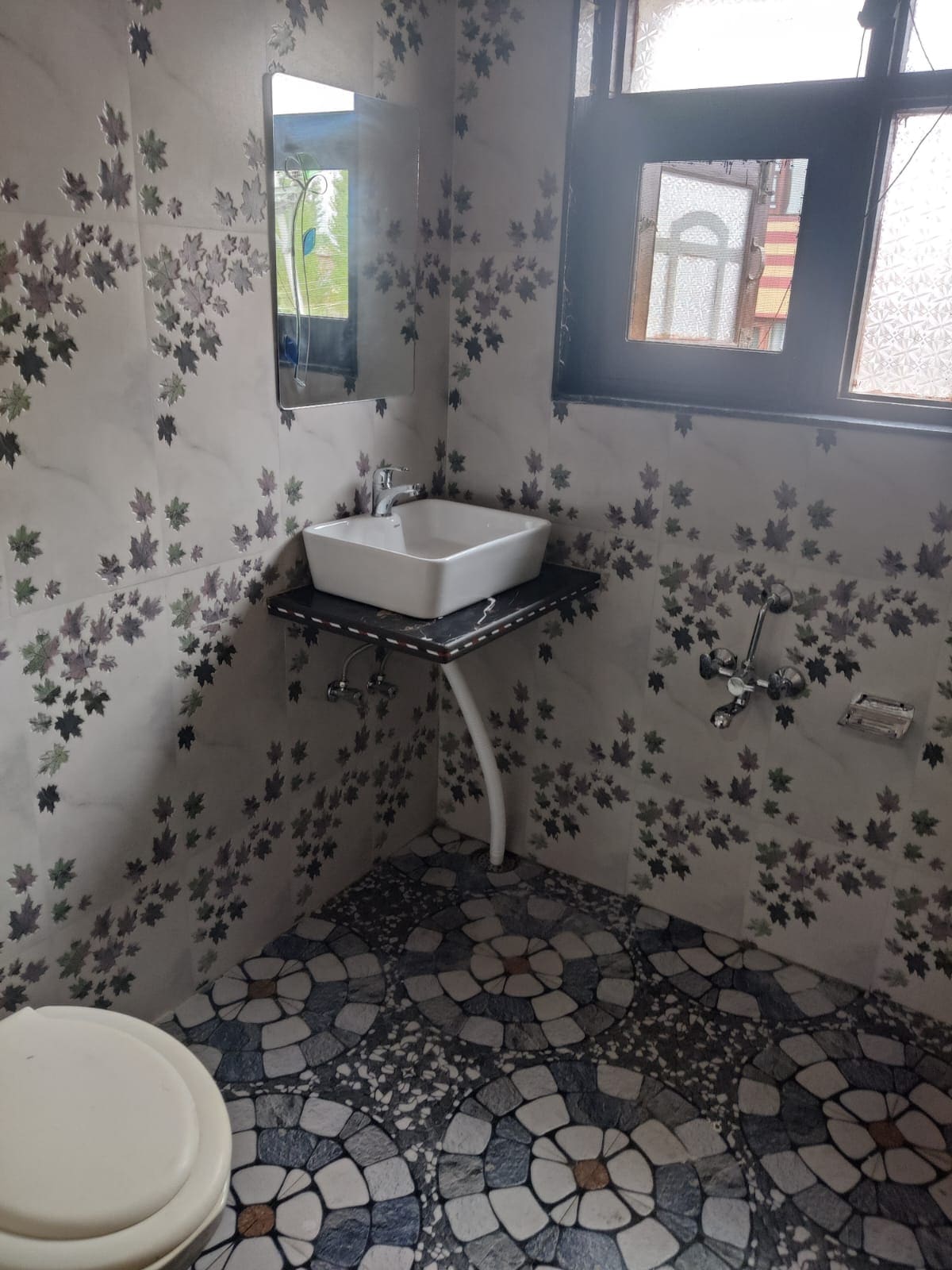 KUCHAY GUEST HOUSE - Tap to explore photos