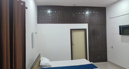 THE NARAYANA HOTEL Room Type - Ac deluxe room