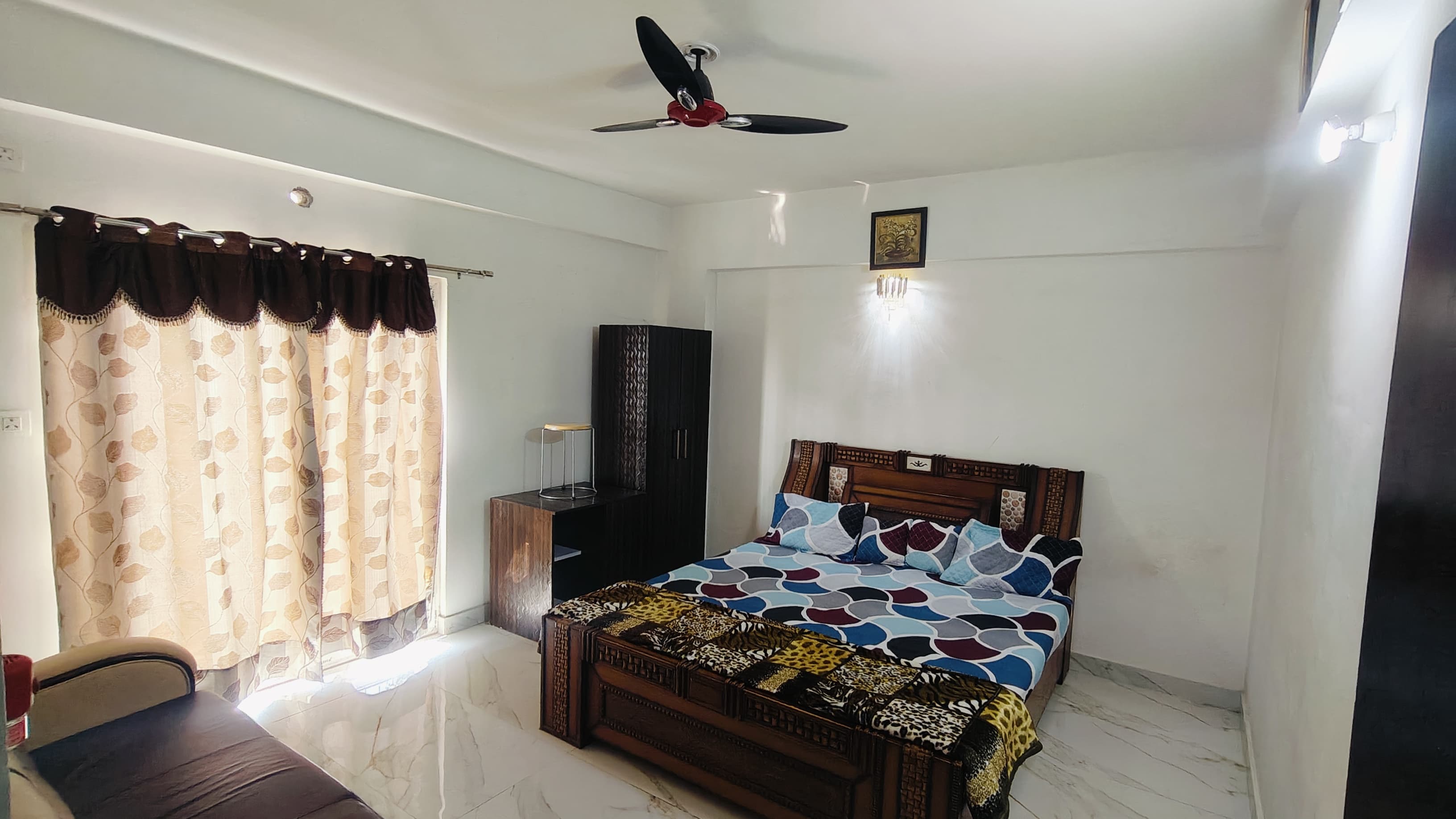 Shri Homestay - Tap to explore photos