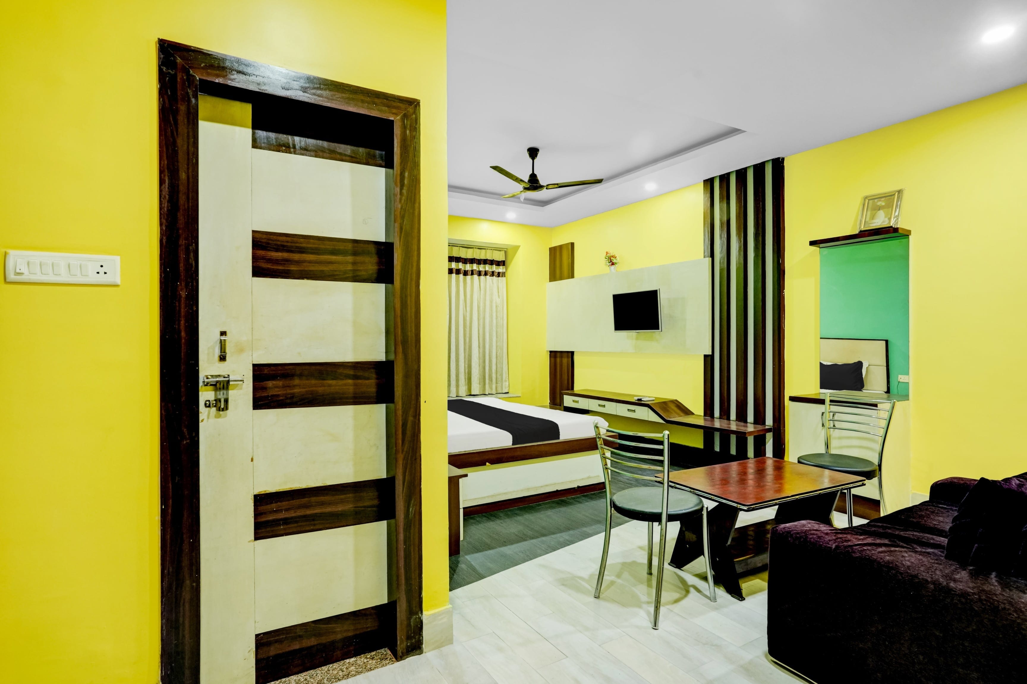 Super Hotel O Harsh Regency - Tap to explore photos