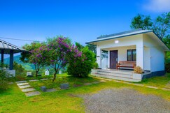 Vythiri Silver Mist Hill Top Private Villa by VOYE HOMES