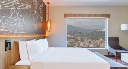 Hyatt Centric Soalteemode Kathmandu Room Type - Suite with 1 King Bed