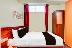 Super HOTEL O UTSAV STAY