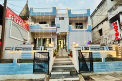 Gokul Hotel