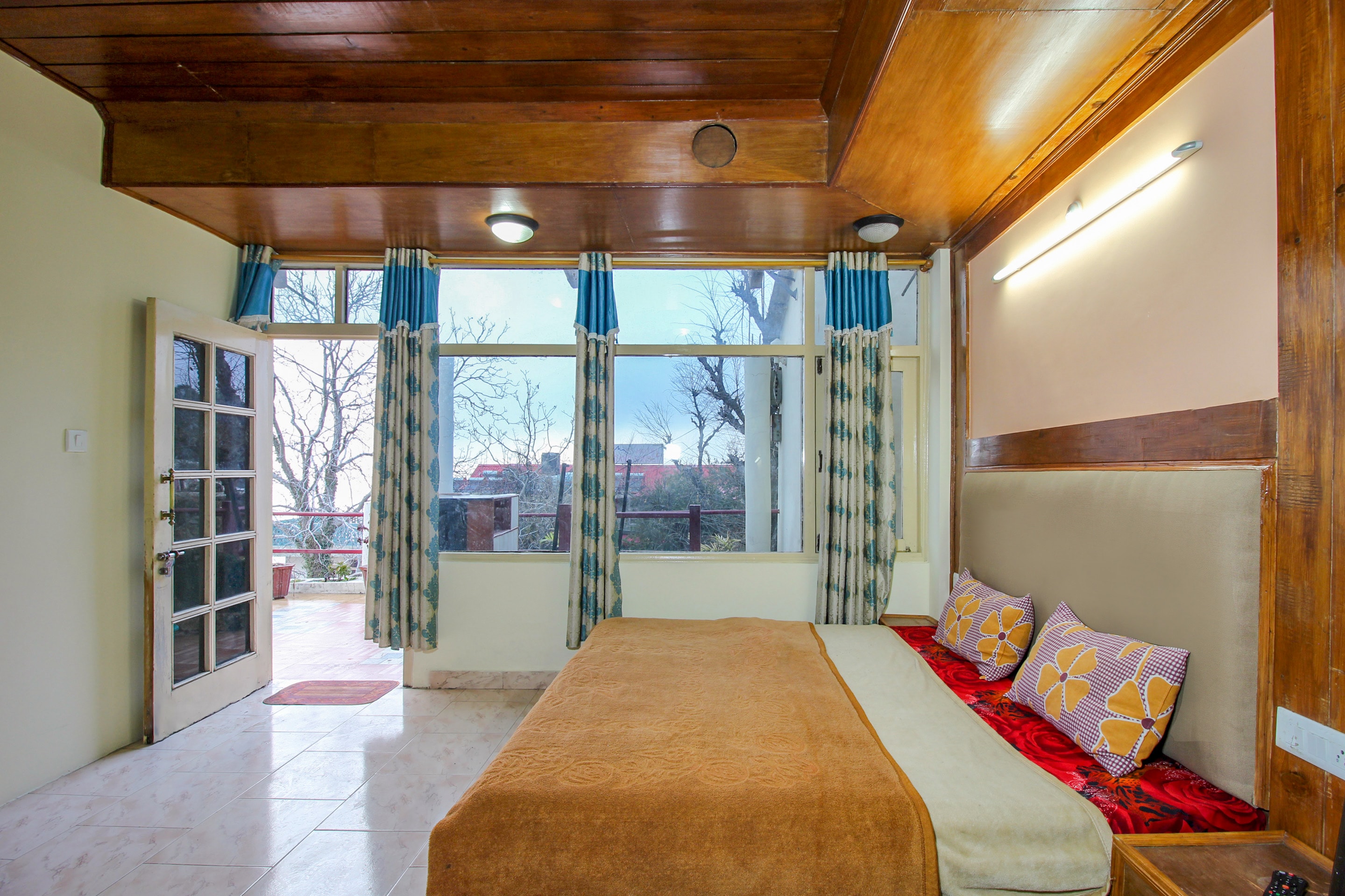 Alvina Homestay - Tap to explore photos