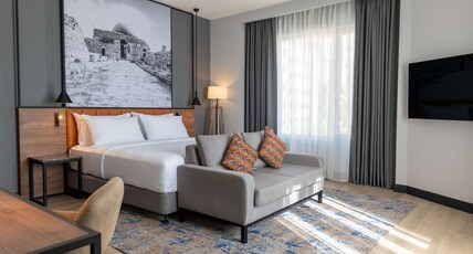Radisson Blu Hotel, Amman Galleria Mall Room Type - Premium Suite
