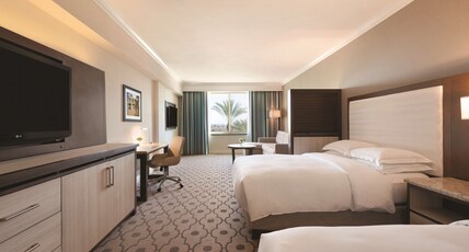 Hilton Los Angeles San Gabriel Hotel Room Type - 2 QUEEN BEDS JUNIOR SUITE