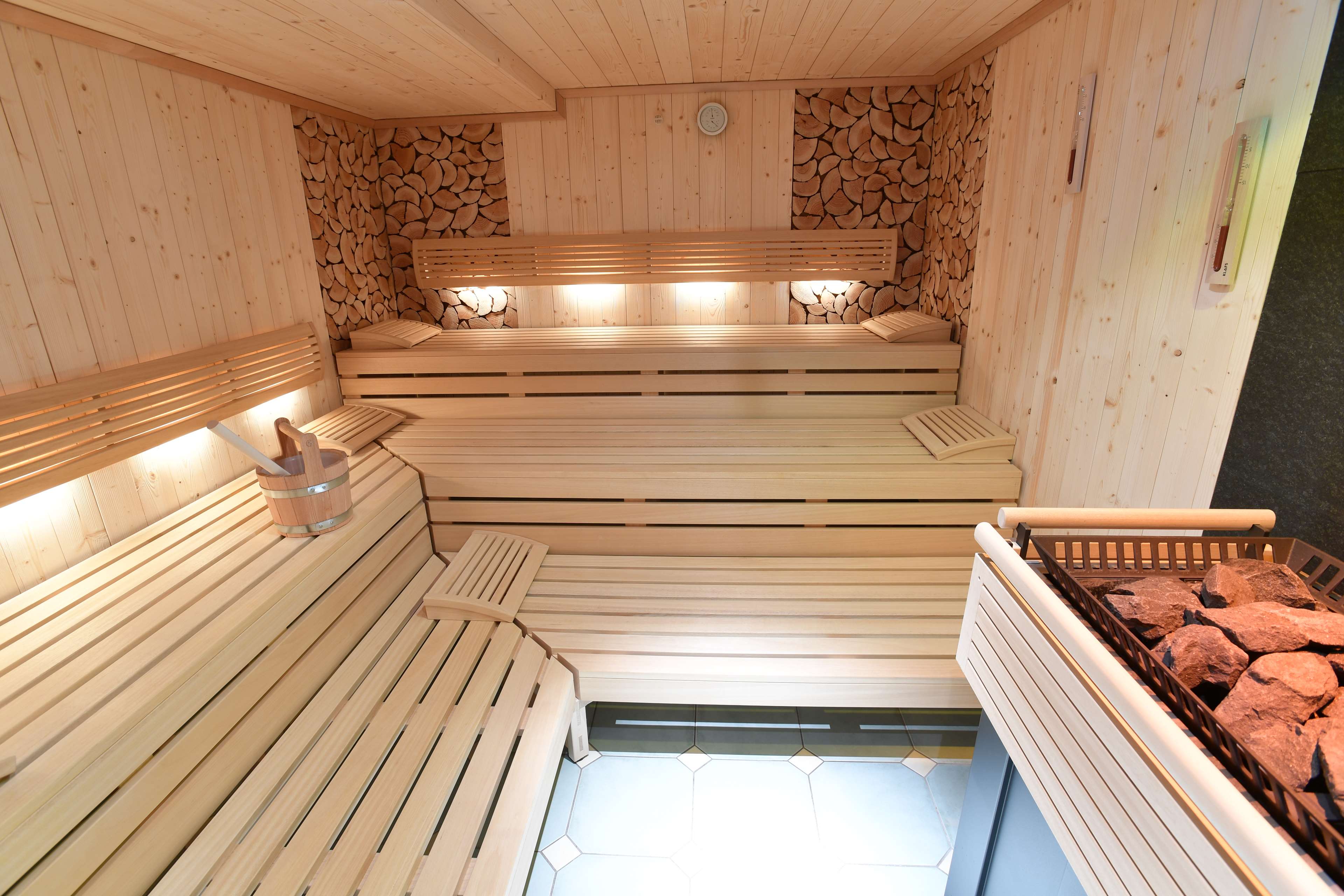 Best Western Plus Hotel Alpenhof - Tap to explore photos