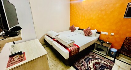 Kumar Hotel Room Type - Executive Room