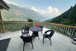 Hotel Snow Cottage - A Boutique Cottage