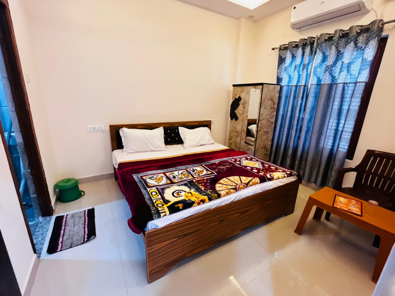 Maa Radhika Inn Ayodhya - Tap to explore photos