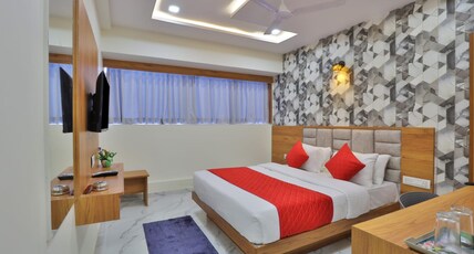 Hotel Viva Inn Room Type - Super Deluxe AC Room