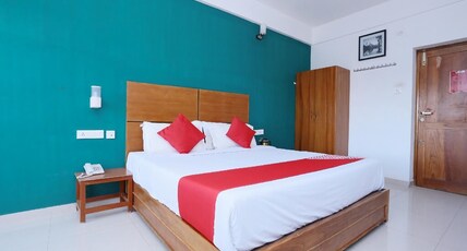 VC ELITE RESIDENCY Room Type - Elite DELUXE ROOM (Without balcony)