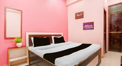 Hotel O S G H INN Room Type - Classic