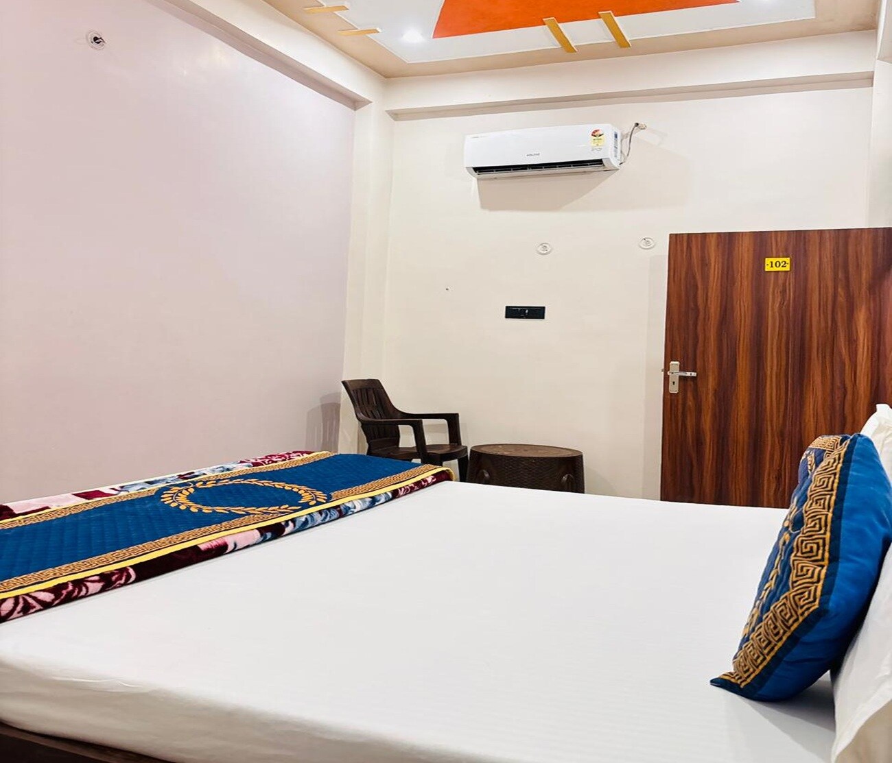 Hotel Ramsetu Palace - Tap to explore photos