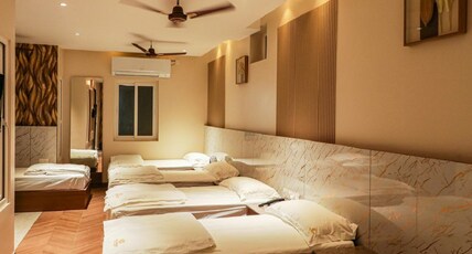 Giri Comfort Room Type - Deluxe Family Room