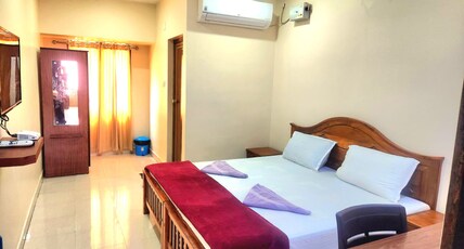 Arackal Inn Room Type - Deluxe Double AC