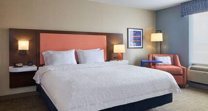 Hampton Inn & Suites by Hilton Providence/Smithfield Room Type - 1 KNG ACCESSIBLE TUB NS