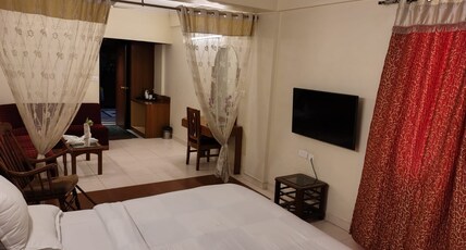 Hotel Suruchi (A minute walk from Gole ka Mandir) Room Type - Semi Suite Room