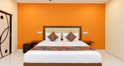 FabHotel Happy Grand Room Type - Deluxe Room