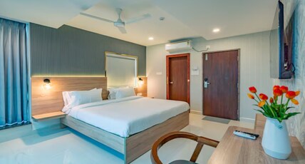 Harvey s Hotels Gachibowli Room Type - Deluxe Double Room