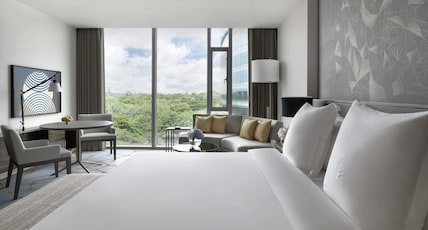 Four Seasons Hotel Bengaluru at Embassy One Room Type - Deluxe King Room Four Seasons Hotel Bengaluru at Embassy One Room Type - Deluxe King Room