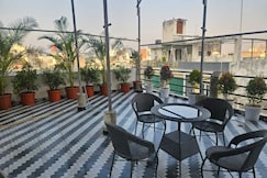 Cozy Hideaway with Terrace garden Fast Wi Fi
