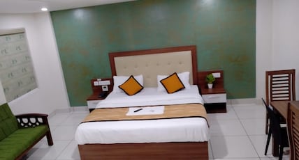 Kallada Residency Room Type - Luxury Room (Couples less than 21 years of age are not allowed ) Kallada Residency Room Type - Luxury Room (Couples less than 21 years of age are not allowed )