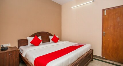 Hotel O Royal Residency Near Hare Krishna Hill Room Type - Classic
