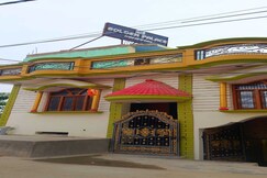 Hotel O Golden Palace Homestay