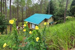 Chestnut Grove Himalayan Lodge