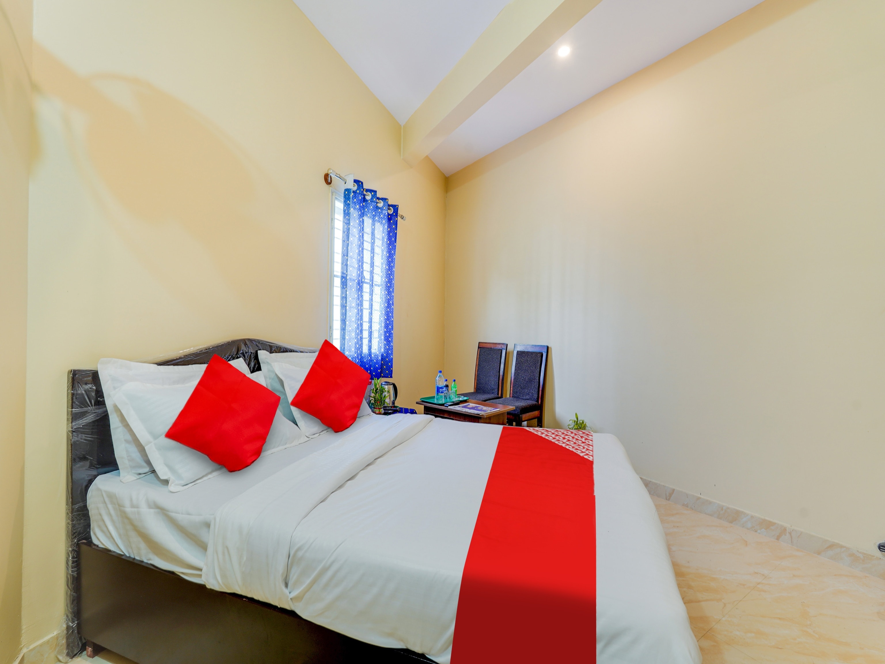 Hotel O SGR Residency - Tap to explore photos