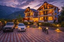 PRAVARA COTTAGES | LUXURY STAY