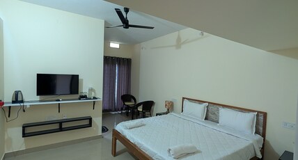 Bougain Villa @ Mekeri Room Type - Delux double room Plantation View