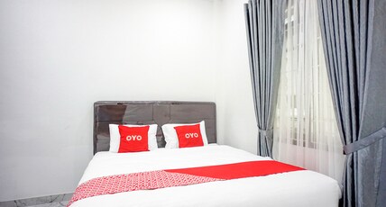 Hotel O Sm Raja Guest House Room Type - Indonesia Deluxe Double