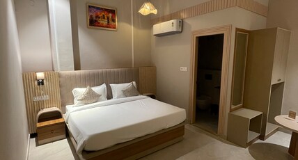 Qabila rooms and restro lounge Room Type - Executive Room