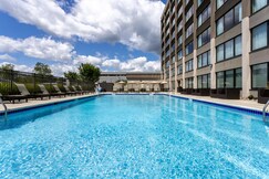 Photos of ${hotel_name}