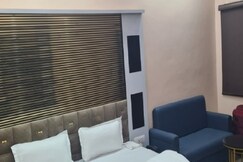 Manglani's lodging and restaurant