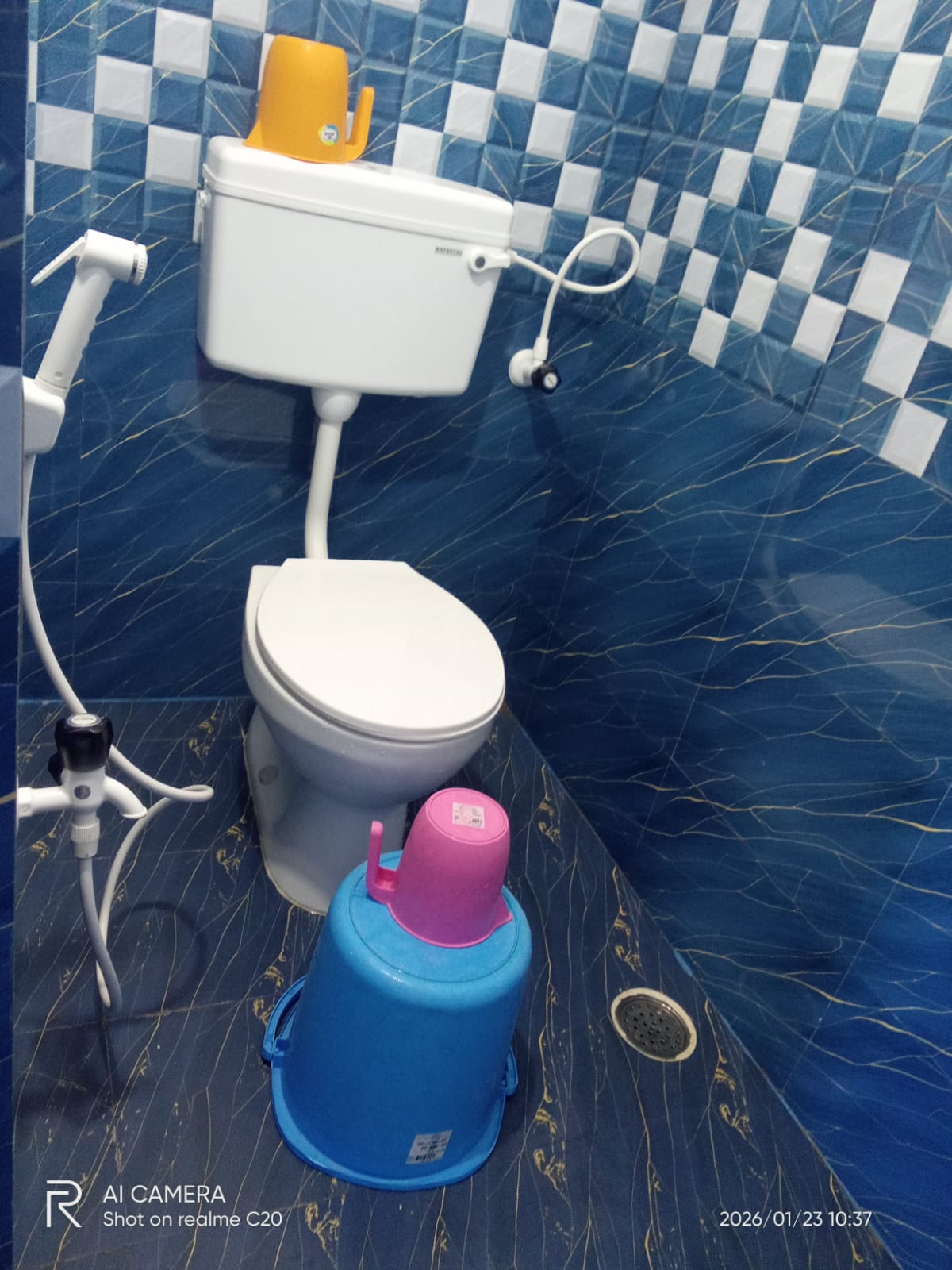 Aradhya Guest House - Tap to explore photos