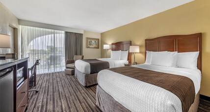 Best Western Plus North Miami-Bal Harbour Room Type - 2 Double Beds, Non-Smoking, Balcony, Microwave And Refrigerator, Wireless High-Speed Internet Access Best Western Plus North Miami-Bal Harbour Room Type - 2 Double Beds, Non-Smoking, Balcony, Microwave And Refrigerator, Wireless High-Speed Internet Access