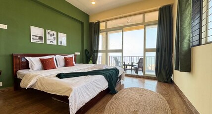 Oceanfront 2BHK with Breathtaking Sunset View Room Type - Romantic Sea Facing Escape at Dapoli