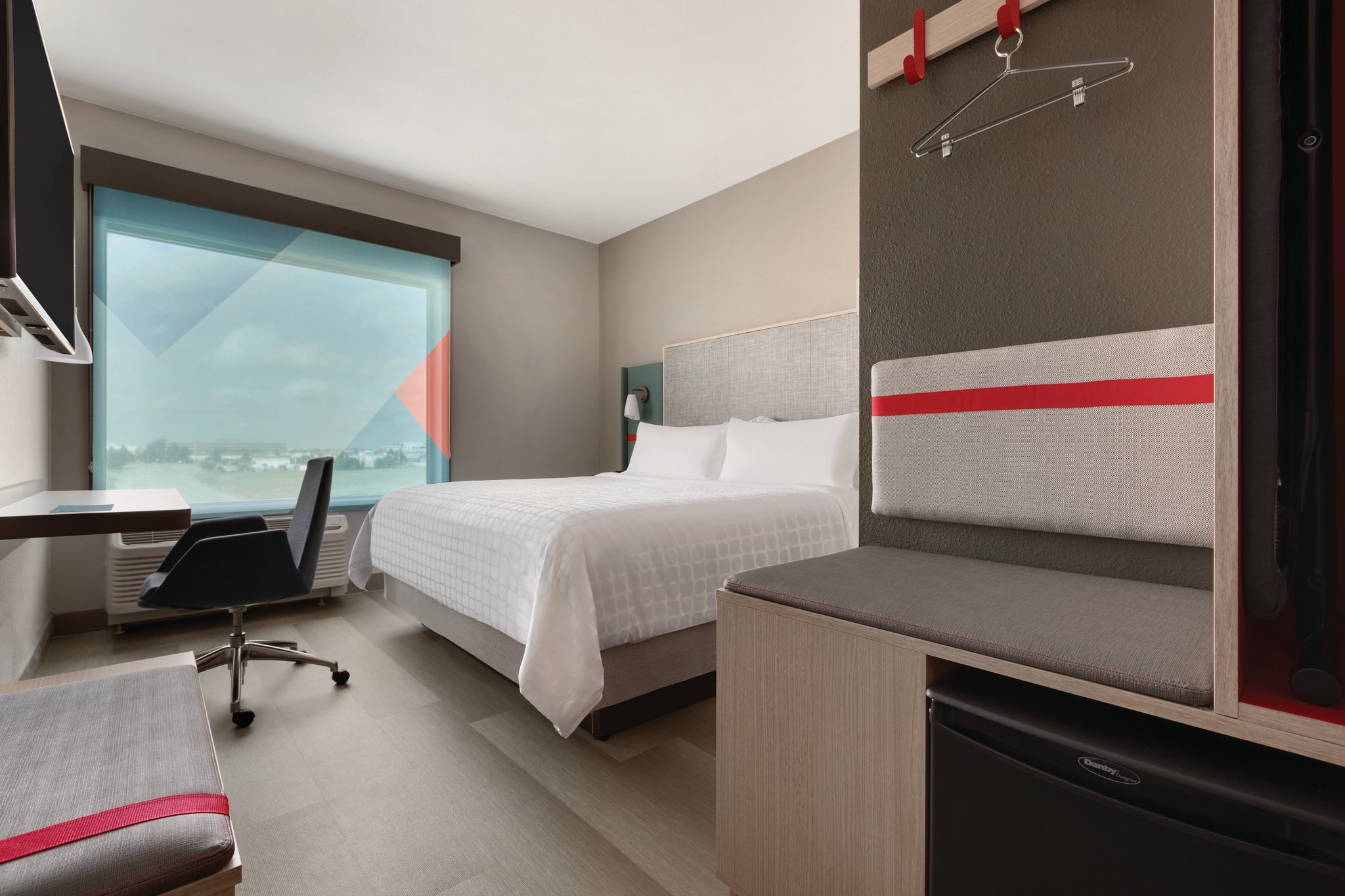 avid hotels RICHMOND NORTH - ASHLAND - Tap to explore photos