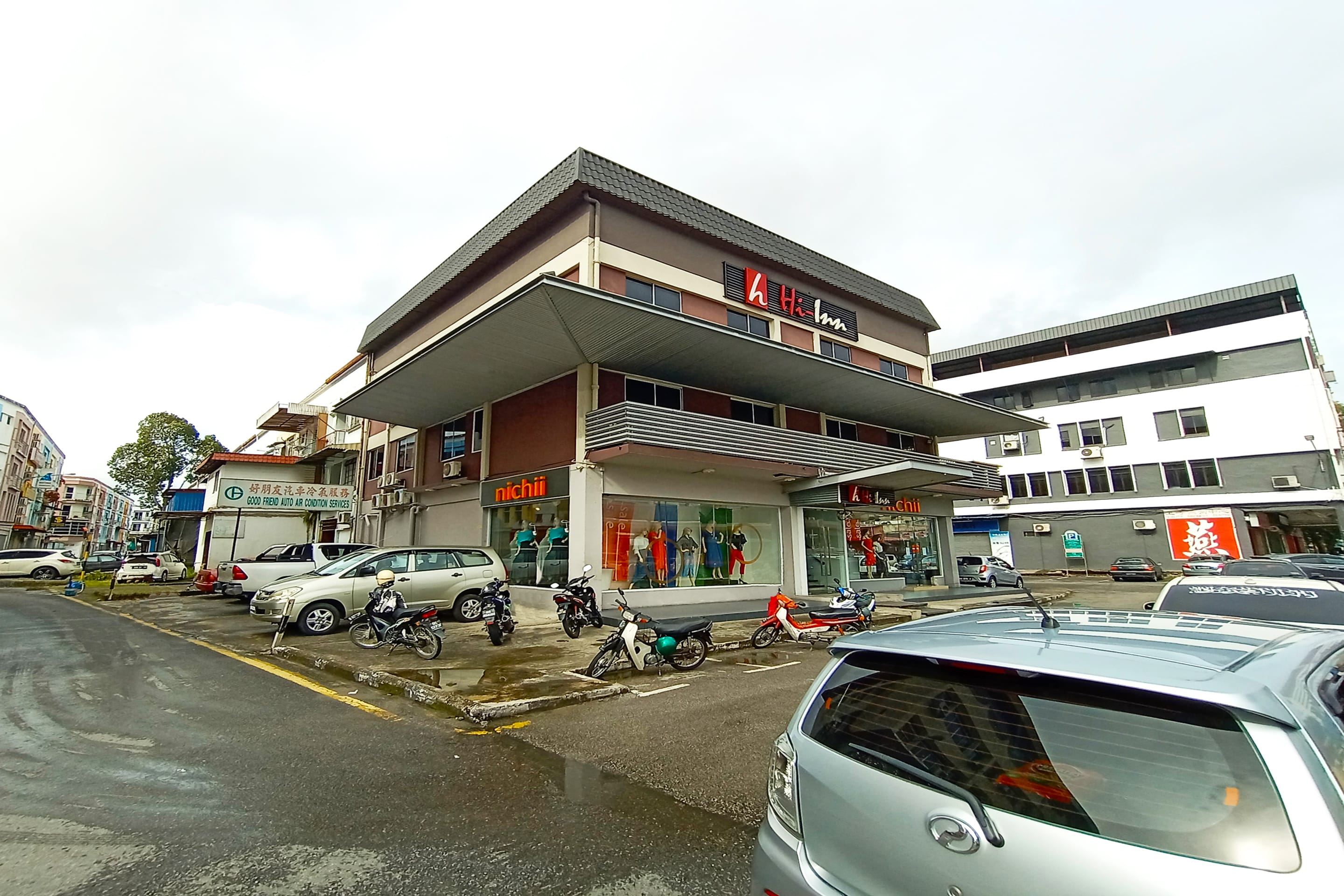 Hotel O Hi Inn near Wisma Sanyan Sibu - Tap to explore photos