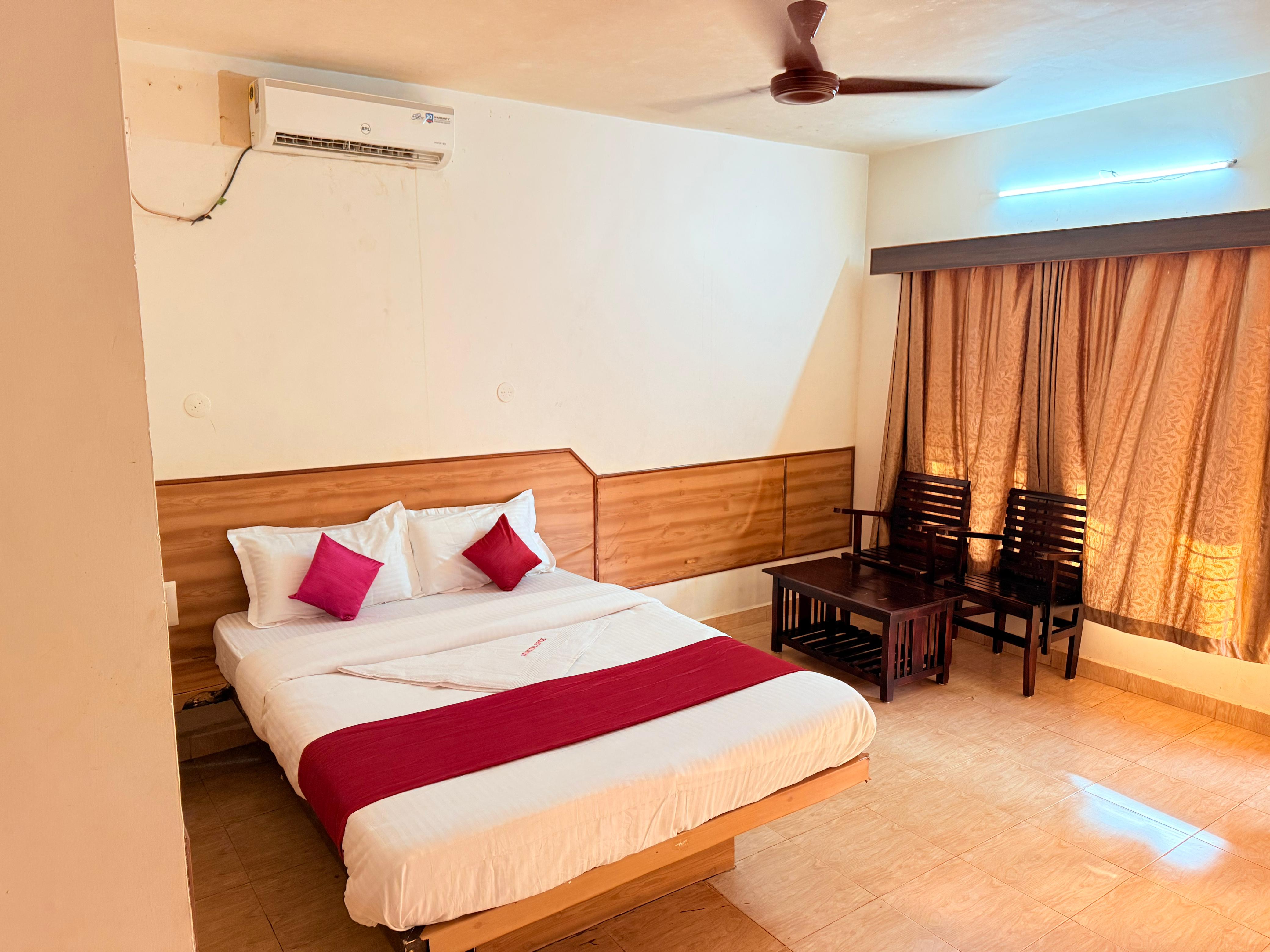 COASTAL SPICE - Tap to explore photos