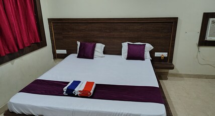 Hotel Sea Queen Near Sea Beach Room Type - Deluxe AC Room