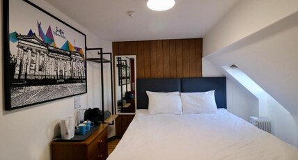 St Christophers Inn Edinburgh Original Room Type - Double Room with Private Bathroom