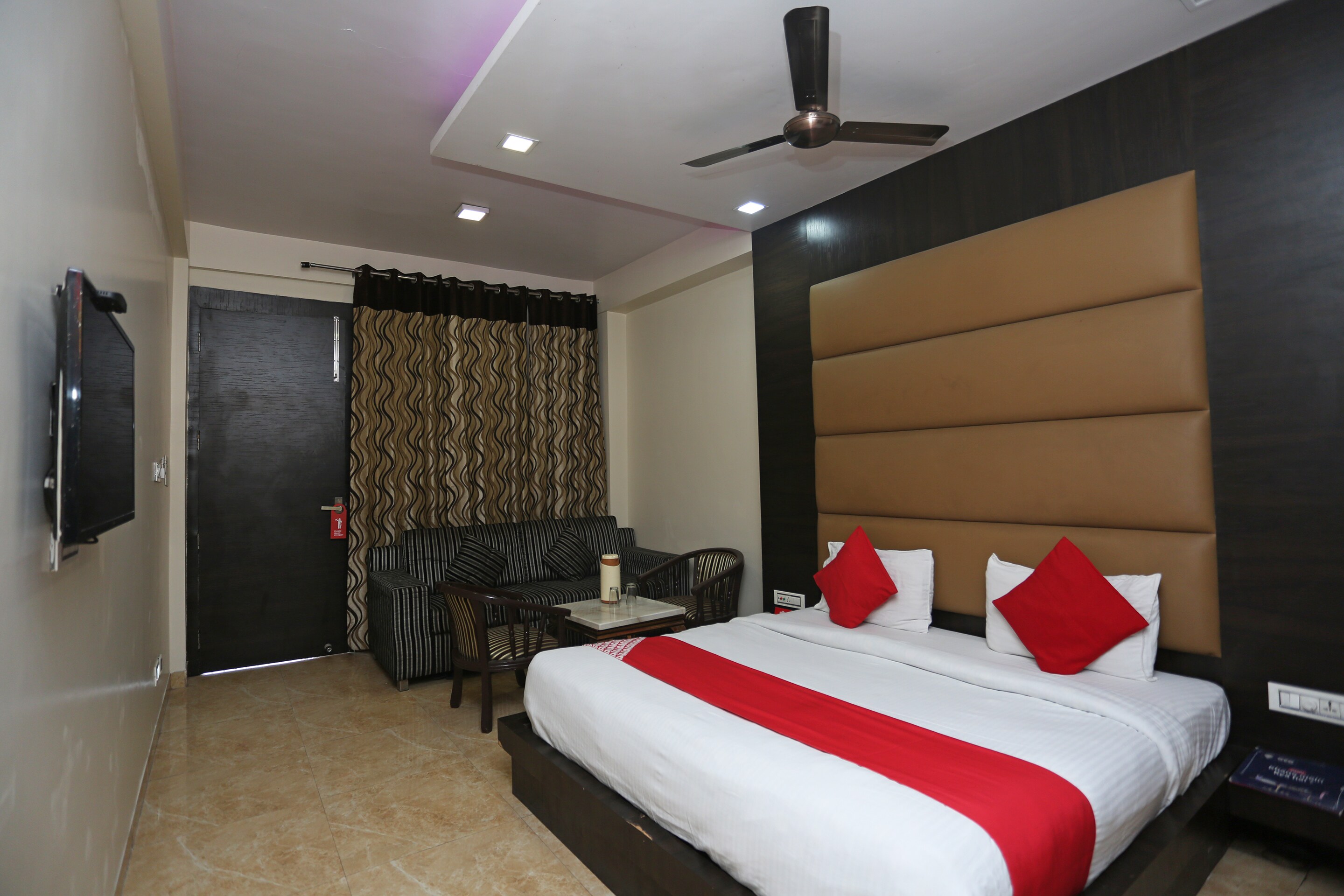 Hotel O Samrat - Tap to explore photos