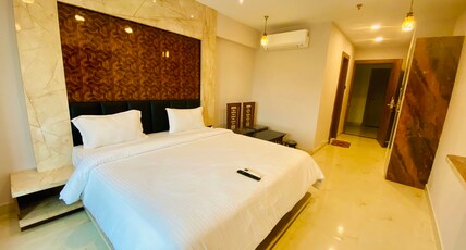 HN Resorts And Conventions Room Type - Deluxe Rooms