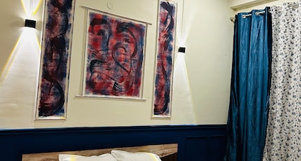 Loginn Homestay Room Type - Deluxe Room